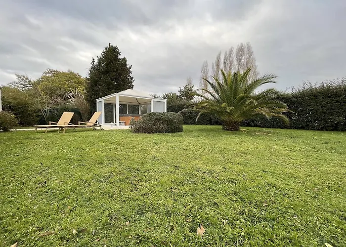 Villa 5 Pieces Oleron 10 Couchages Gvo000-125 *